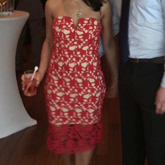 Forever 21 Contemporary Strapless Red Lace Nude Dress Party Dress Unique wedding - Picture 3 of 6